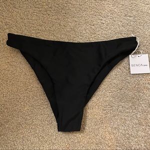 Benoa Celma Bottom size medium